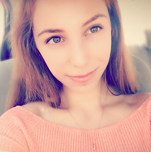 Meet your Posher, Krystal